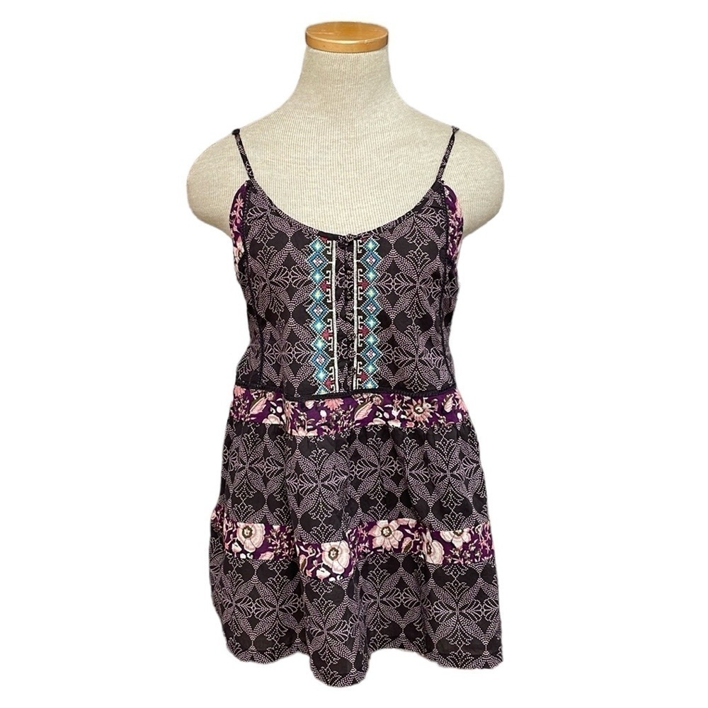 Sundance Blouse Women's Medium Purple Floral Sleeveless Beads Stitching